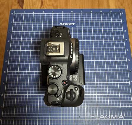 Canon EOS R8 Mirrorless Camera